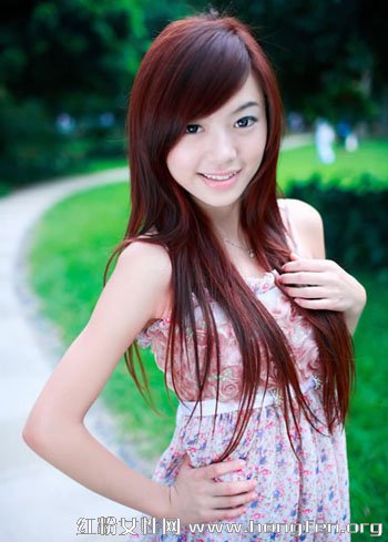 女性常喝牛奶就能轻松达到美白补水滋补养生的功效(图1) 女性常喝牛奶就能轻松达到美白补水滋补养生的功效