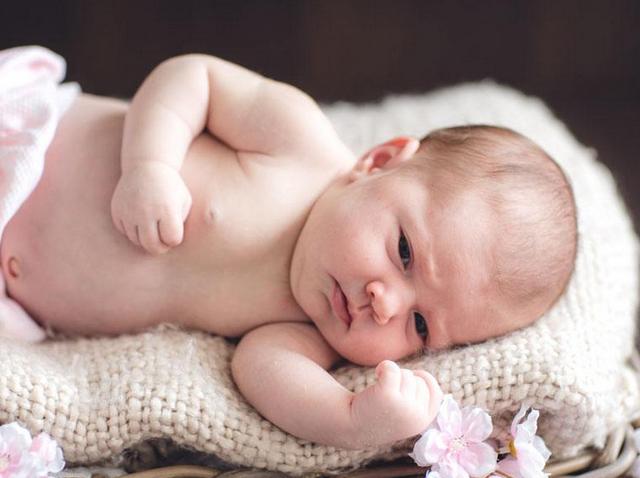 喝奶粉与喝母乳的宝宝护理区别(图3) 喝奶粉与喝母乳的宝宝护理区别