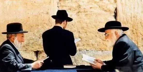 二胎家庭+高端+体验 才是未来实体母婴店奶粉销售的发展方向!(图1) 二胎家庭+高端+体验 才是未来实体母婴店奶粉销售的发展方向!(图1)