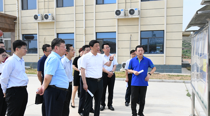 时清霜在行唐调研奶业发展工作时指出 加强政策扶持 加快推进奶业(图2) 时清霜在行唐调研奶业发展工作时指出 加强政策扶持 加快推进奶业(图2)