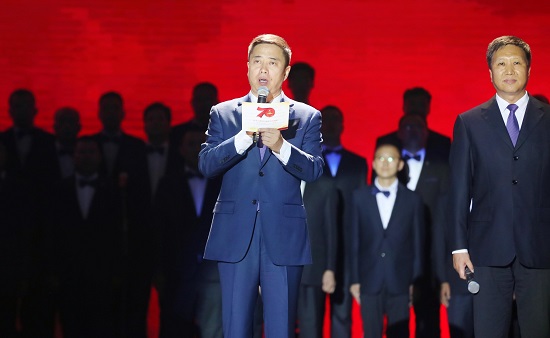 致敬新中国成立70周年 飞鹤携手中国奶企谱写振兴篇章(图3) 致敬新中国成立70周年 飞鹤携手中国奶企谱写振兴篇章(图3)