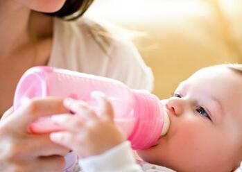 抗过敏奶粉排行榜,2019年最新水解奶粉大汇总!(图1) 抗过敏奶粉排行榜,2019年最新水解奶粉大汇总!(图1)