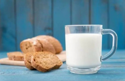 活性奶粉“活”在哪?三招锁定“新鲜”好奶粉(图2) 活性奶粉“活”在哪?三招锁定“新鲜”好奶粉(图2)