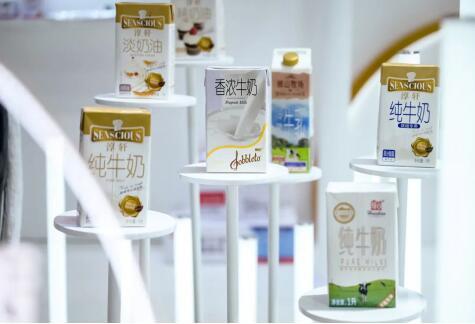 “用心缔造 纯乳鲜香 ”辉山淳轩抢眼亮相2022 BakeryChina焙烤展(图6) 6.jpg