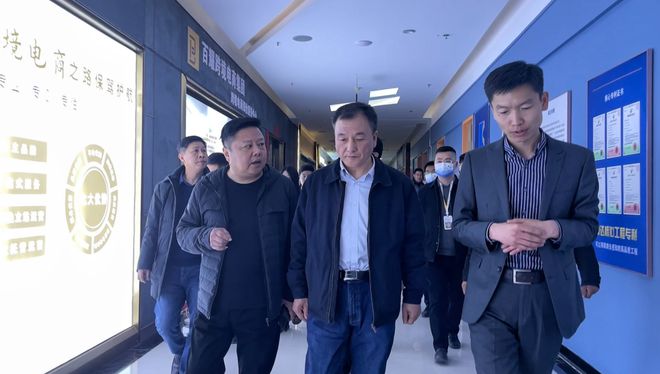 河南花花牛乳业集团考察百耀集团 推进双方进一步合作(图2) 河南花花牛乳业集团考察百耀集团 推进双方进一步合作(图2)