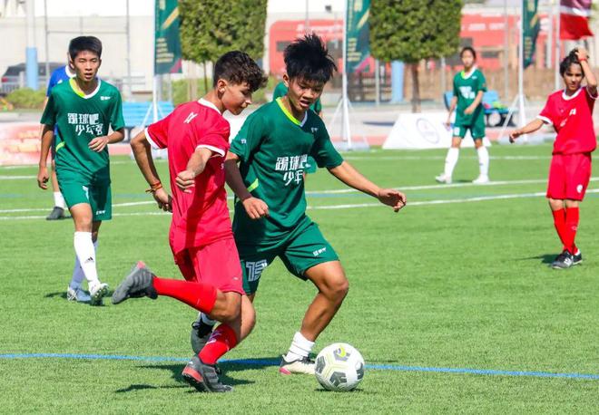 蒙牛“奶公益”助力乡村振兴,全面守护青少年营养健康(图3) 蒙牛“奶公益”助力乡村振兴,全面守护青少年营养健康(图3)