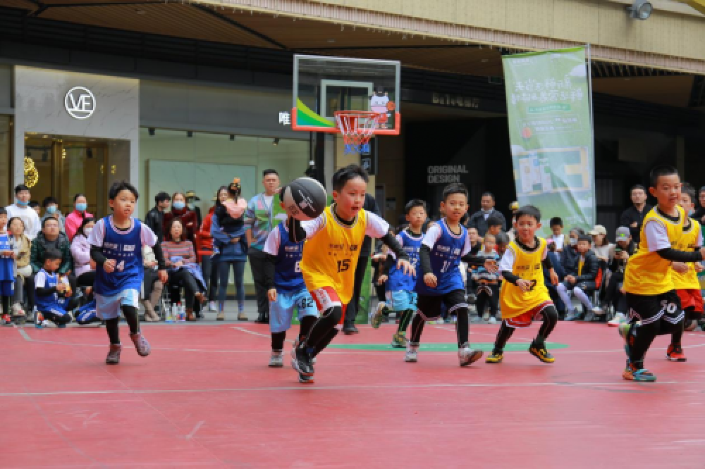 新希望携手未来体育,打造“24小时鲜牛乳”黄金联赛(图4) 新希望携手未来体育,打造“24小时鲜牛乳”黄金联赛(图4)