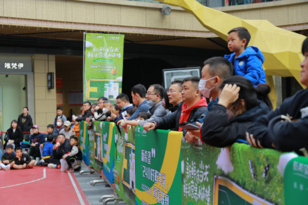 新希望携手未来体育,打造“24小时鲜牛乳”黄金联赛(图5) 新希望携手未来体育,打造“24小时鲜牛乳”黄金联赛(图5)