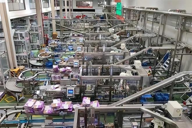 皇氏集团数智化护航“健康中国”战略 引领学生饮用奶发展新阶段的积极信号(图3) 皇氏集团数智化护航“健康中国”战略 引领学生饮用奶发展新阶段的积极信号(图3)