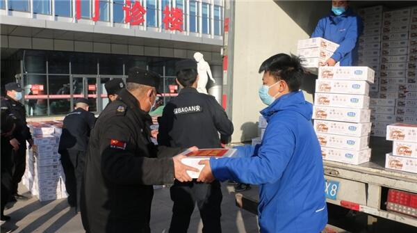 君乐宝公益基金会助力自主择业军转干部为抗疫一线献爱心(图2) 君乐宝公益基金会助力自主择业军转干部为抗疫一线献爱心(图2)