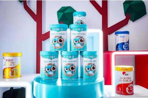 双城商圈惊现时空任意门,零距离分享关爱,让这个六一不一样!(图5) 双城商圈惊现时空任意门,零距离分享关爱,让这个六一不一样!(图5)