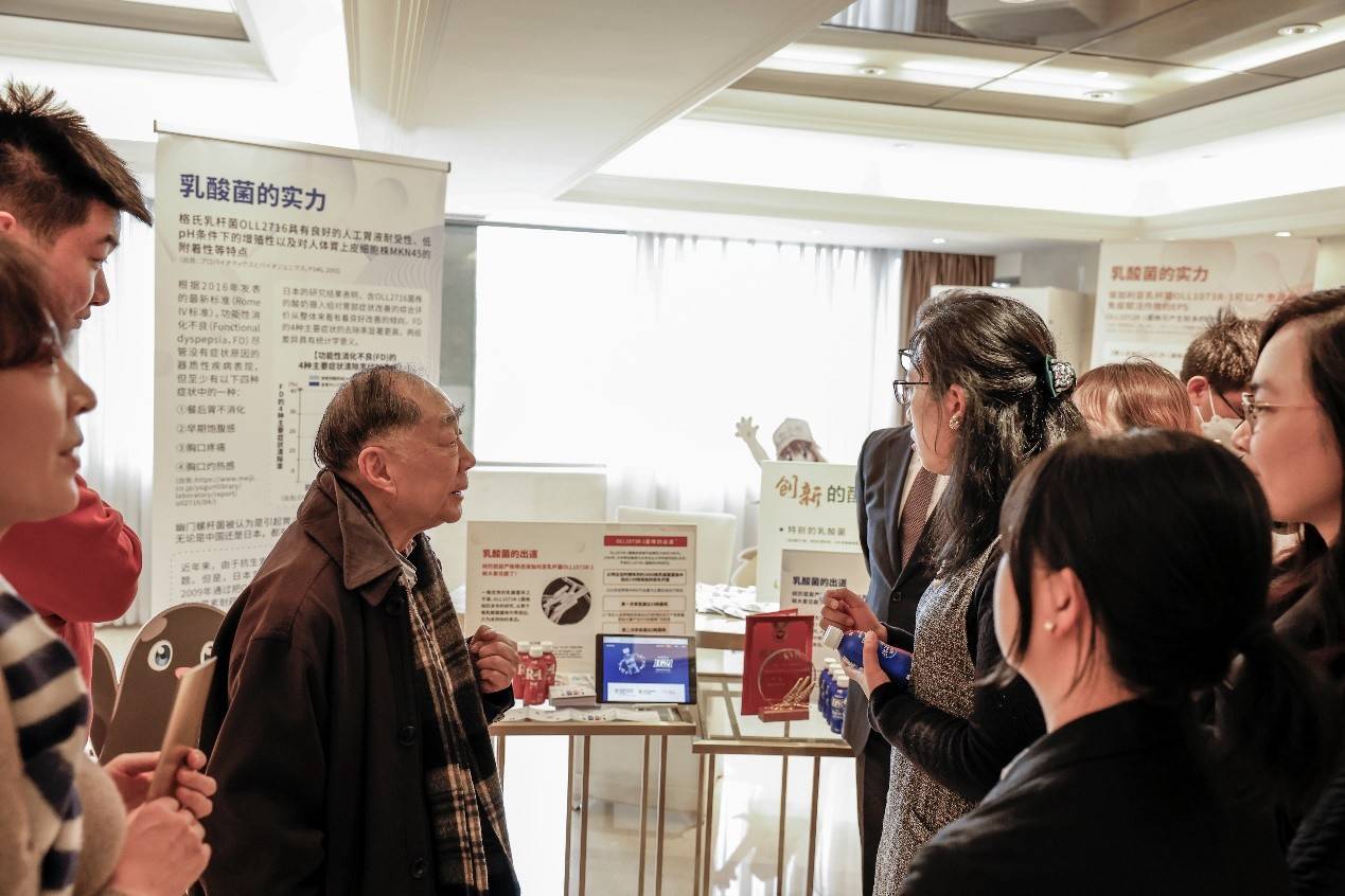 明治佰乐益优LG21风味发酵乳于营养创新健康论坛 荣获营养创新奖