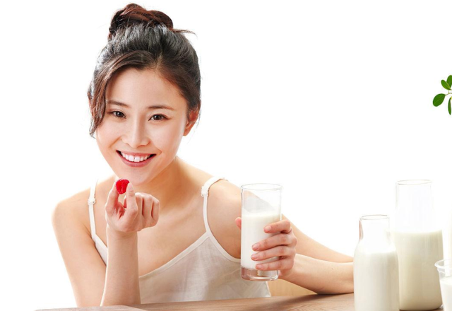 牛奶、酸奶、奶粉、羊奶、骆驼奶，哪个营养价值高？(图7)