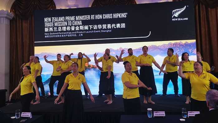 “鲜奶直通车”跨越南北半球不久又将抵沪,还有许多新西兰好物今年也会到你家(图1) “鲜奶直通车”跨越南北半球不久又将抵沪,还有许多新西兰好物今年也会到你家(图1)